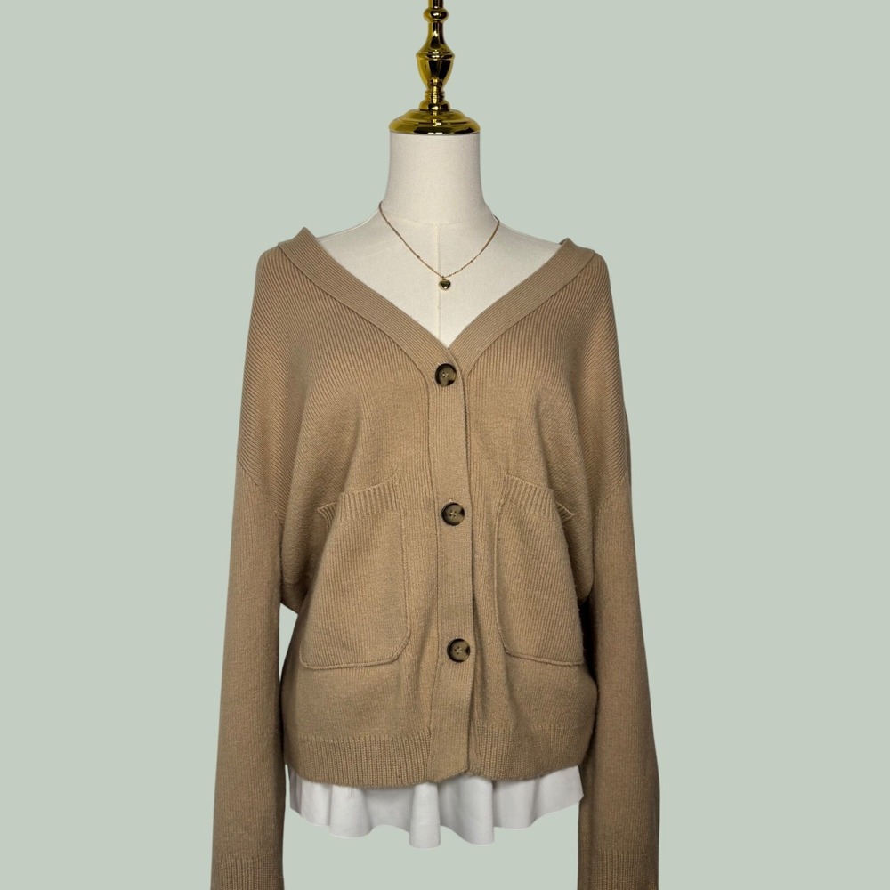 knit cardigan beige buttons & pockets soft girl academia shoujo cottagecore twee